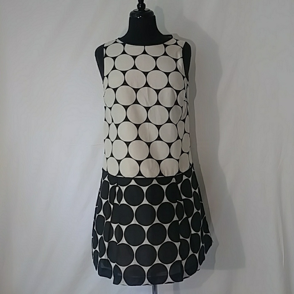Loft Size 4 black & cream dress